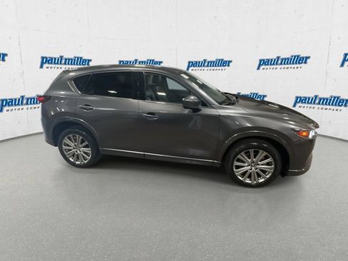 Used 2022 MAZDA CX-5 Signature AWD/4WD image 13