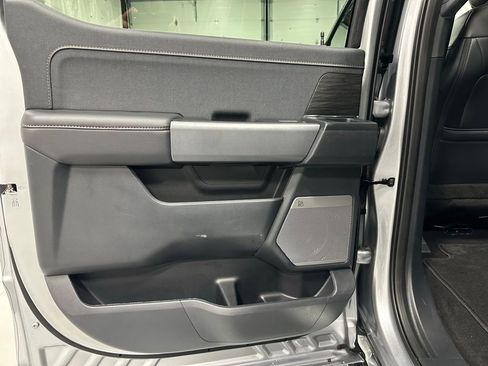 Used 2025 Ford F150 Lariat w/ Equipment Group 501A Mid image 41