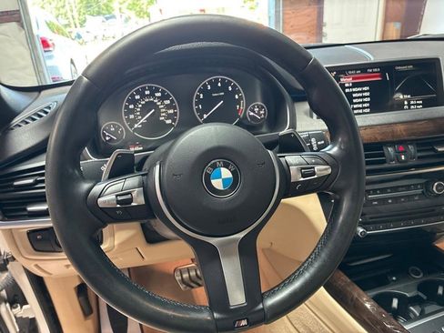 Used 2015 BMW X5 xDrive50i AWD/4WD image 49