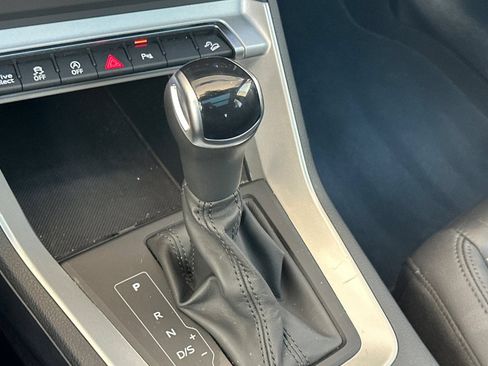 Used 2025 Audi Q3 2.0T Premium AWD/4WD image 32