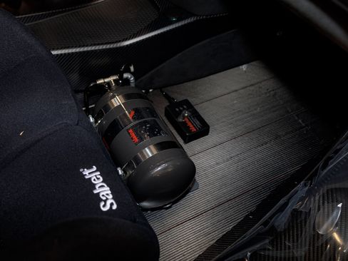 Used 2020 McLaren Senna RWD image 83