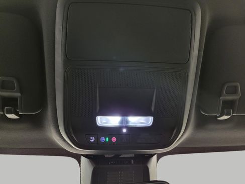 Used 2025 Chevrolet Equinox LT image 17