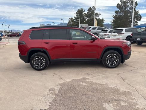 New 2026 Jeep Cherokee Laredo AWD/4WD image 4