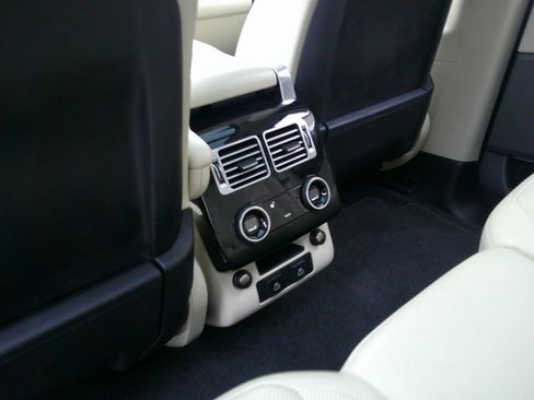 Used 2021 Land Rover Range Rover Westminster Edition image 32