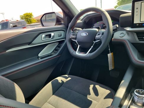 New 2026 Ford Explorer ST w/ Sun And Sound Package AWD/4WD image 13