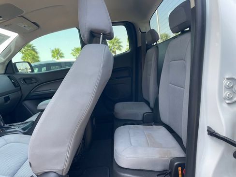 Used 2020 GMC Canyon W/T w/ Convenience Package RWD image 16