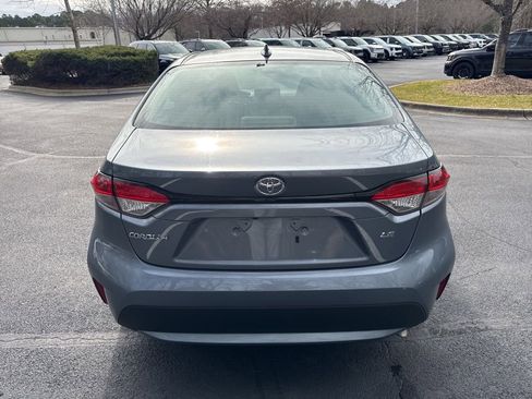 Used 2021 Toyota Corolla LE image 15