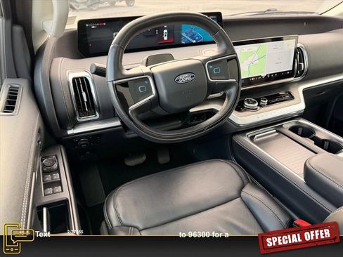 Used 2025 Ford Expedition Max Platinum image 14