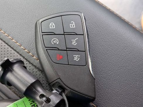 Used 2021 GMC Yukon AT4 AWD/4WD image 35