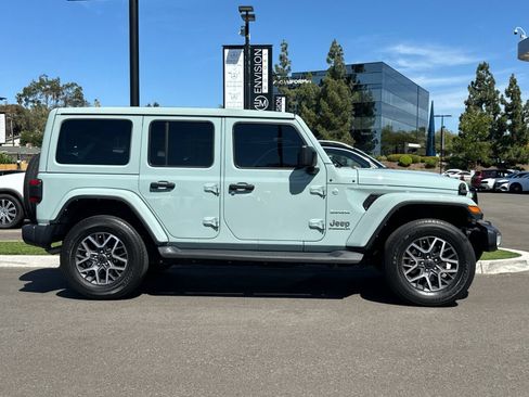 Used 2024 Jeep Wrangler Unlimited Sahara w/ Safety Group AWD/4WD image 2