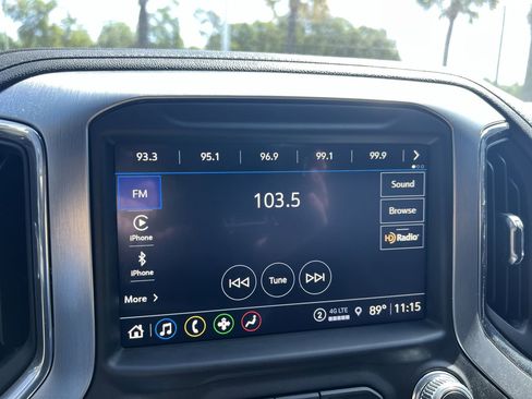 Used 2021 GMC Sierra 1500 Elevation w/ Preferred Package image 23