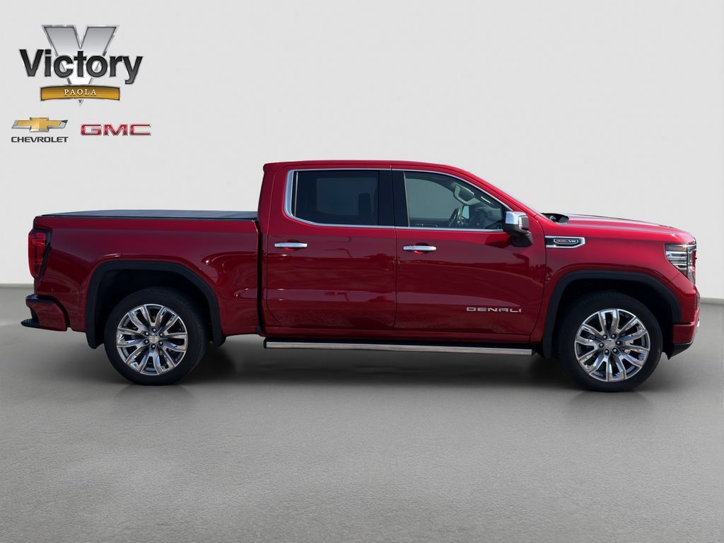 Used 2024 GMC Sierra 1500 Denali AWD/4WD image 7