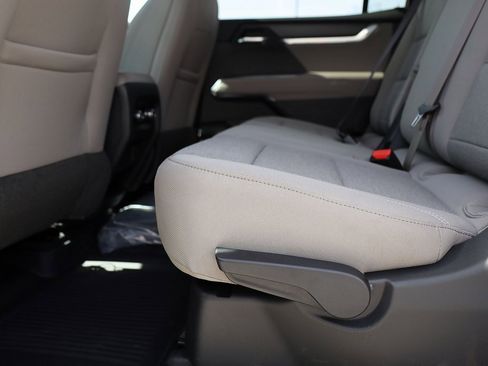 New 2025 GMC Acadia Elevation w/ Super Cruise Package image 18