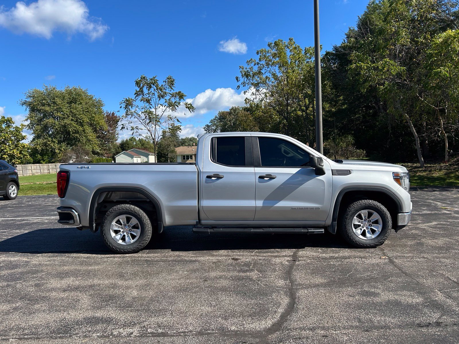 Used 2019 GMC Sierra 1500 4x4 Double Cab w/ Convenience Package image 8