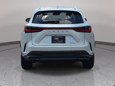 Used 2024 Lexus NX 250 FWD image 7