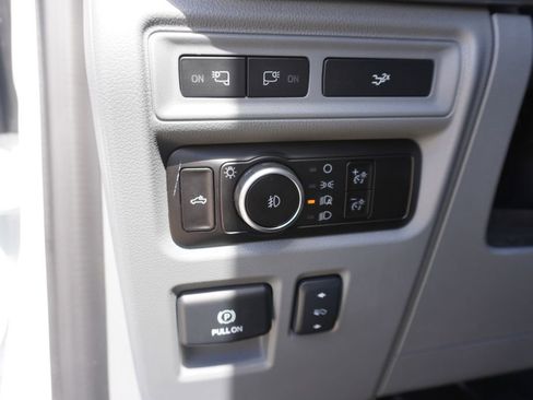 Certified 2023 Ford F150 Lariat w/ FX4 Off-Road Package image 13