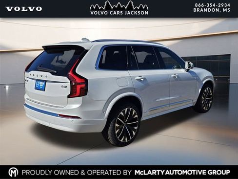 New 2026 Volvo XC90 B6 Plus w/ Protection Package Premier image 4
