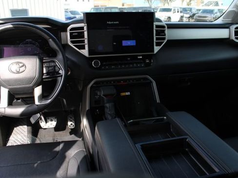 Used 2024 Toyota Tundra Limited w/ TRD Off-Road Package image 20