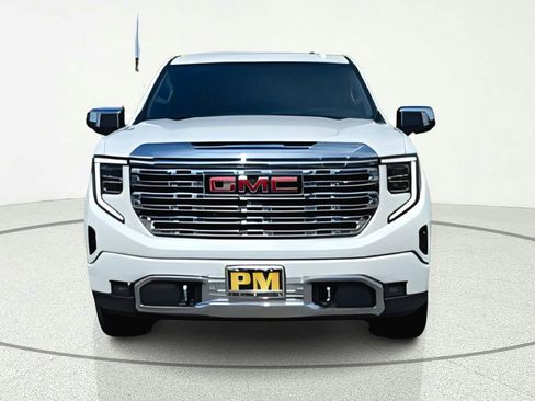 Used 2024 GMC Sierra 1500 Denali AWD/4WD image 2