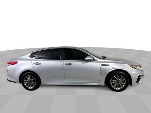 Used 2020 Kia Optima LX FWD image 9