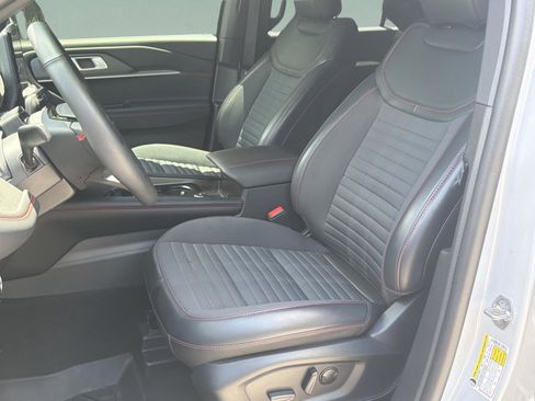 Used 2026 Ford Explorer ST-Line RWD image 36