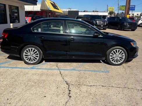 Used 2015 Volkswagen Jetta SE image 5