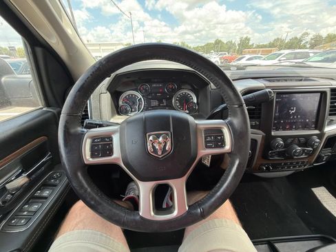 Used 2018 RAM 2500 Laramie AWD/4WD image 12
