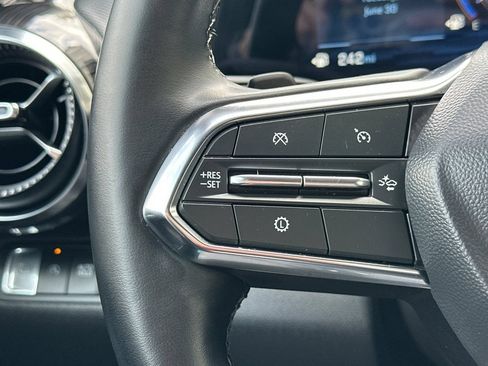 Certified 2026 Chevrolet Equinox LT FWD image 32