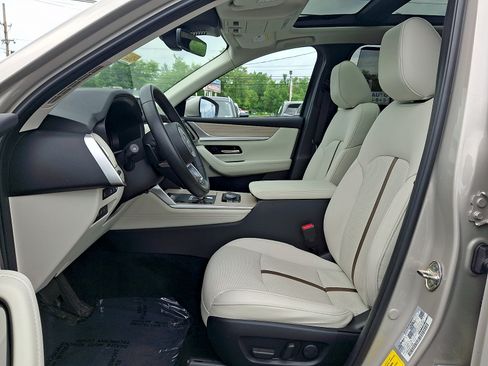 Certified 2024 MAZDA CX-90 Plug-In Hybrid w/ Premium Plus AWD/4WD image 17