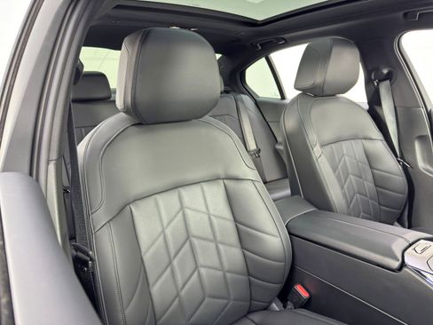 Used 2024 BMW i5 M60 w/ Premium Package image 38