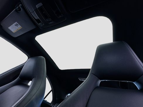 Used 2018 Mercedes-Benz CLA 250 image 14