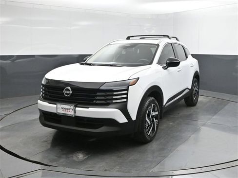 New 2026 Nissan Kicks SV w/ SV Premium Package image 30