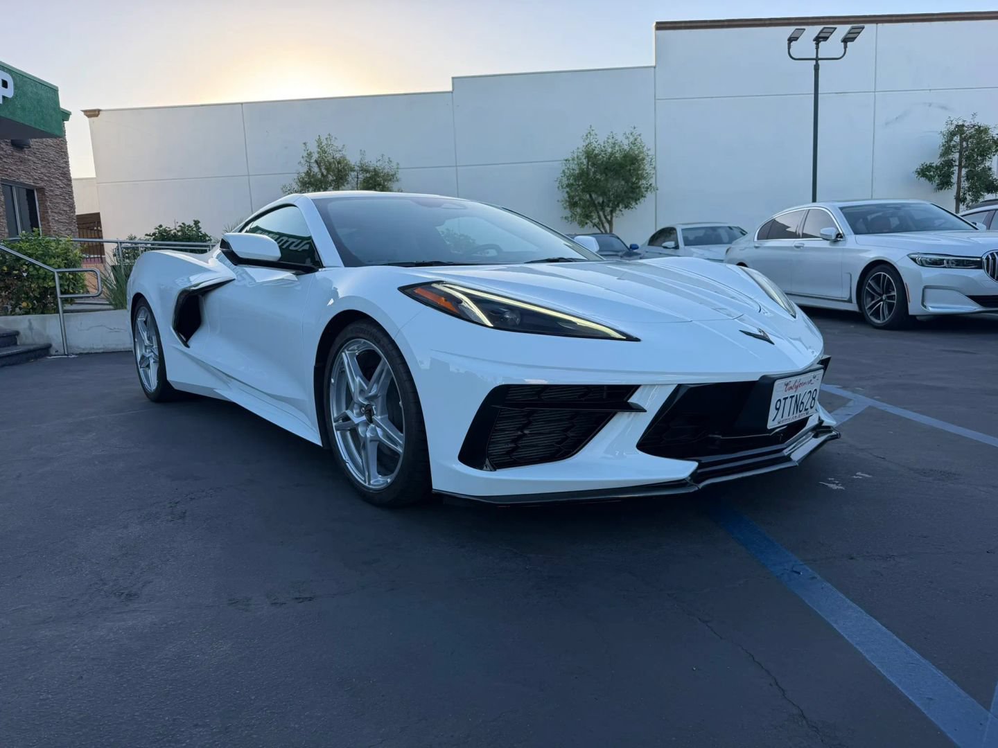 Used 2025 Chevrolet Corvette Stingray Coupe w/ 1LT RWD image 3