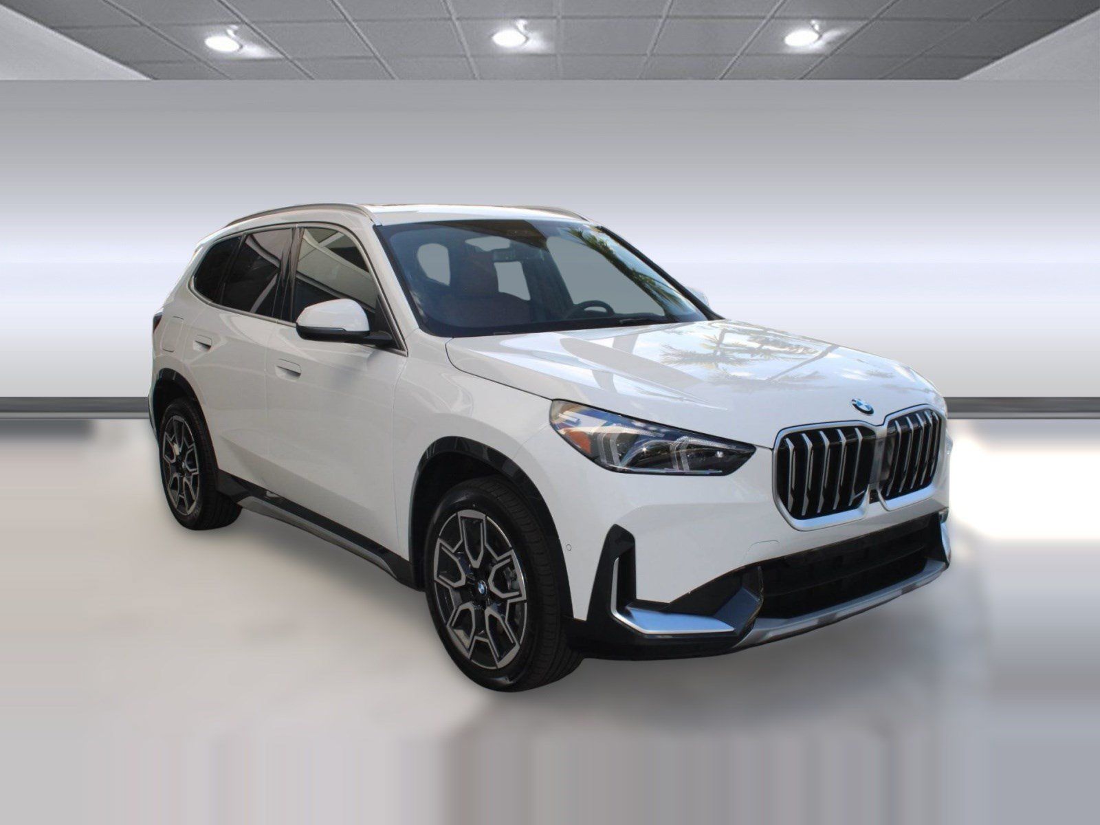 Used 2026 BMW X1 xDrive28i w/ Technology Package AWD/4WD image 7