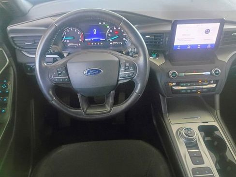 Used 2020 Ford Explorer XLT RWD image 30