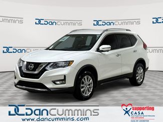 Used 2017 Nissan Rogue SV w/ SV Premium Package AWD/4WD video 1