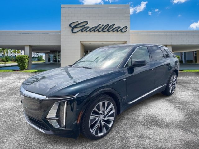 Used 2024 Cadillac Lyriq Luxury w/ Nappa Leather Package RWD image 2