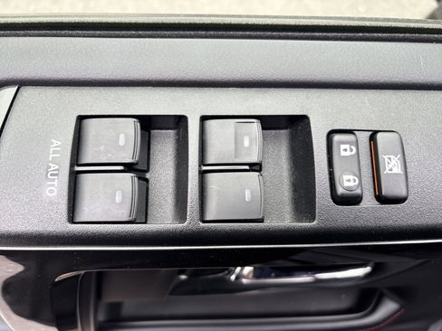 Certified 2023 Toyota 4Runner TRD Off-Road Premium w/ Off Road Premium Plus Package AWD/4WD image 17