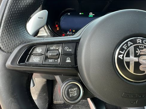 Used 2024 Alfa Romeo Tonale Veloce image 24