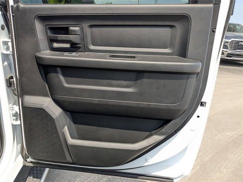 New 2024 RAM 5500 Tradesman w/ Chrome Appearance Group image 31