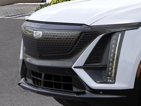 New 2026 Cadillac Lyriq Signature Sport w/ Nappa Leather Package RWD image 13