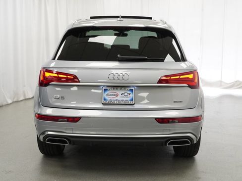 Used 2023 Audi Q5 2.0T Premium w/ Convenience Package AWD/4WD image 37