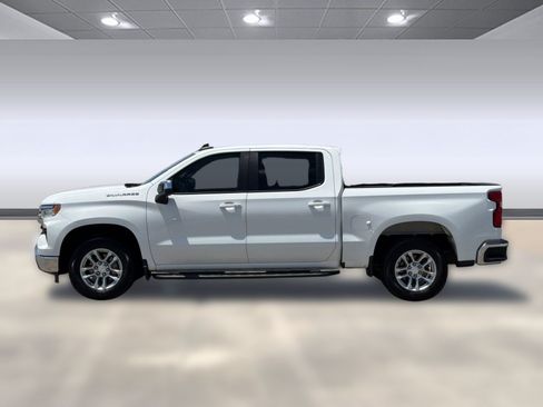 Used 2022 Chevrolet Silverado 1500 LT w/ Max Trailering Package RWD image 2