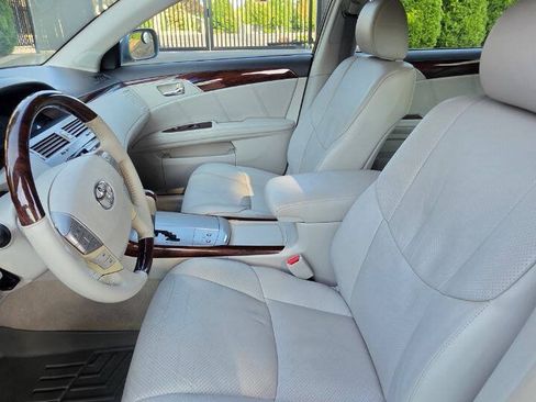 Used 2008 Toyota Avalon Limited FWD image 9