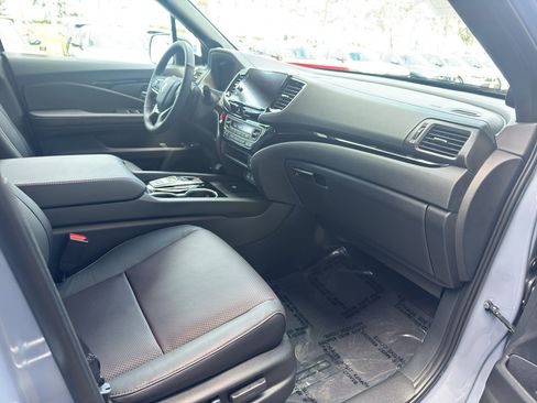 Used 2026 Honda Ridgeline Black Edition image 21