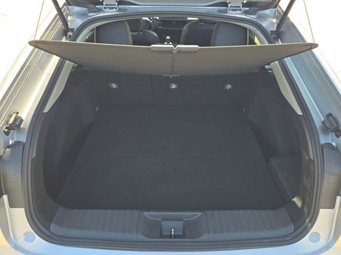 Used 2025 Toyota Prius XLE FWD image 16