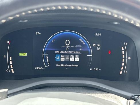 Used 2025 Toyota Camry SE FWD image 32