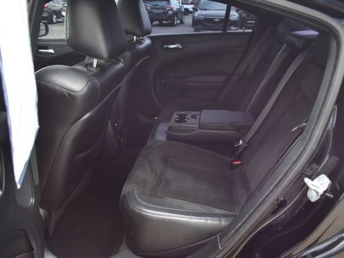 Used 2022 Dodge Charger R/T w/ Plus Group RWD image 37