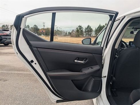 Used 2024 Nissan Sentra SR image 24