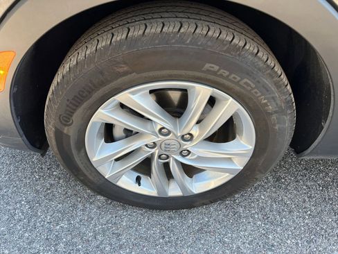 Used 2025 Buick Envista Preferred image 23